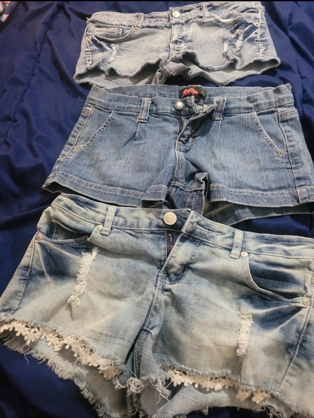 Women’s Light Blue Denim Shorts -3 Casual Summer Style